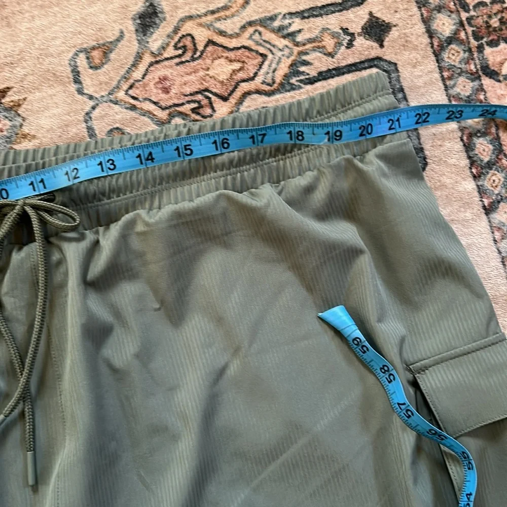 Green Cargo Skirt with Pockets Vively Size 2x - Picture 6 of 9